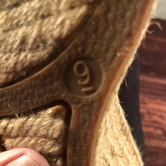 J. Crew Seville Surplus Black Canvas Espadrille Wedge Slip-On Shoes Size 9 - Picture 8 of 9